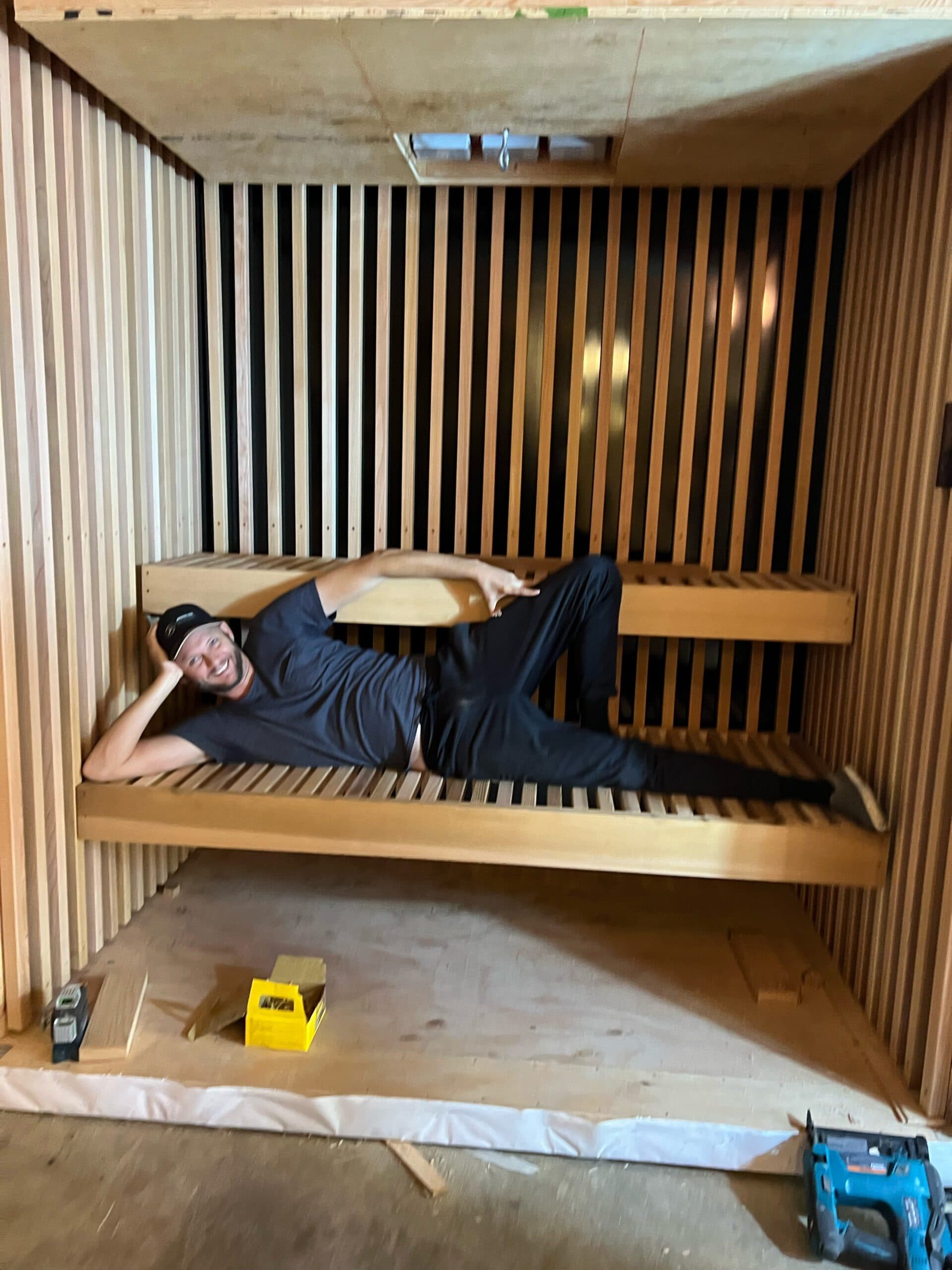 Infrared Sauna and Psoriasis: Separating Heat Therapy from Phototherapy (2026)