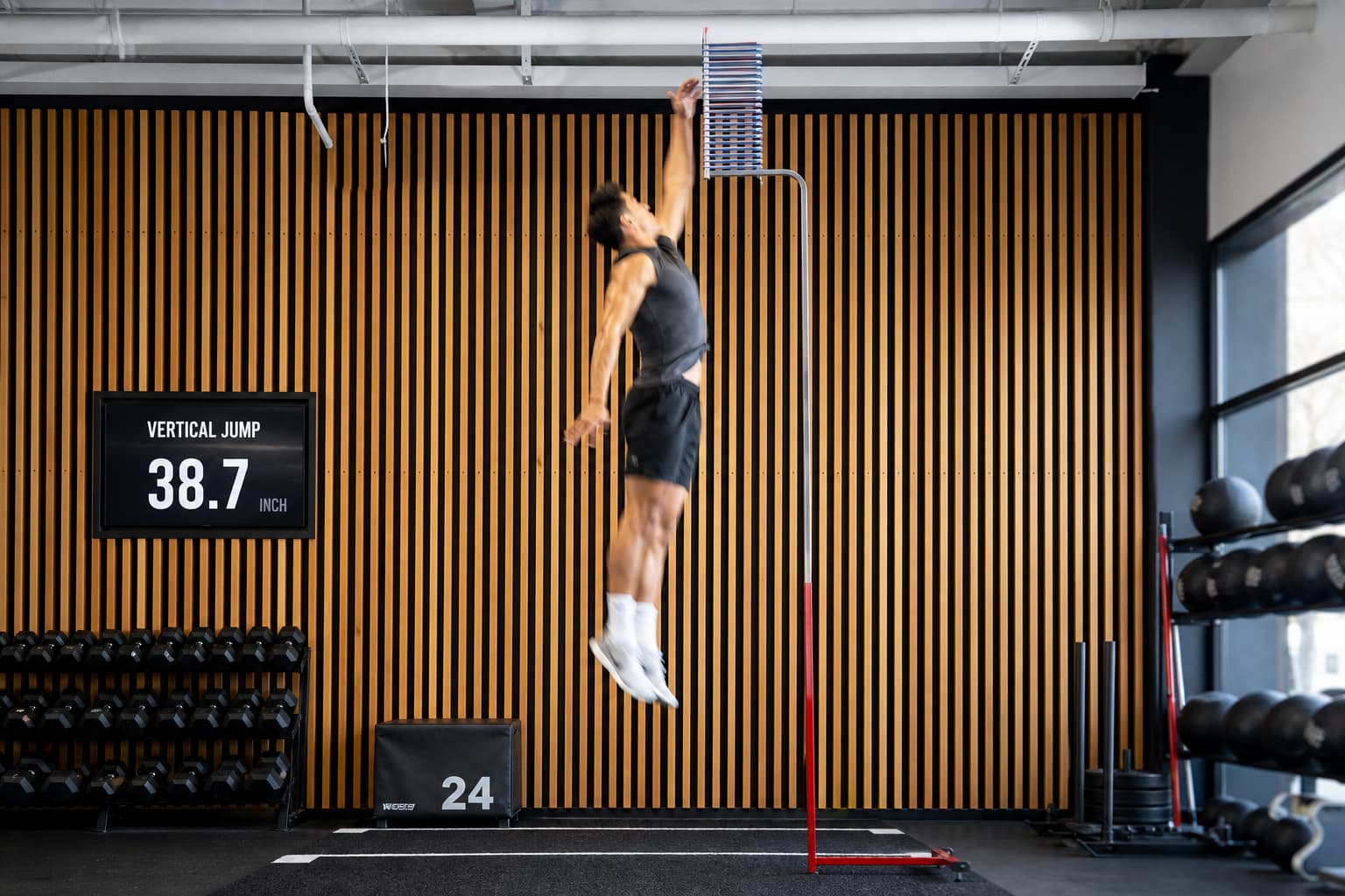athlete-countermovement-jump-test